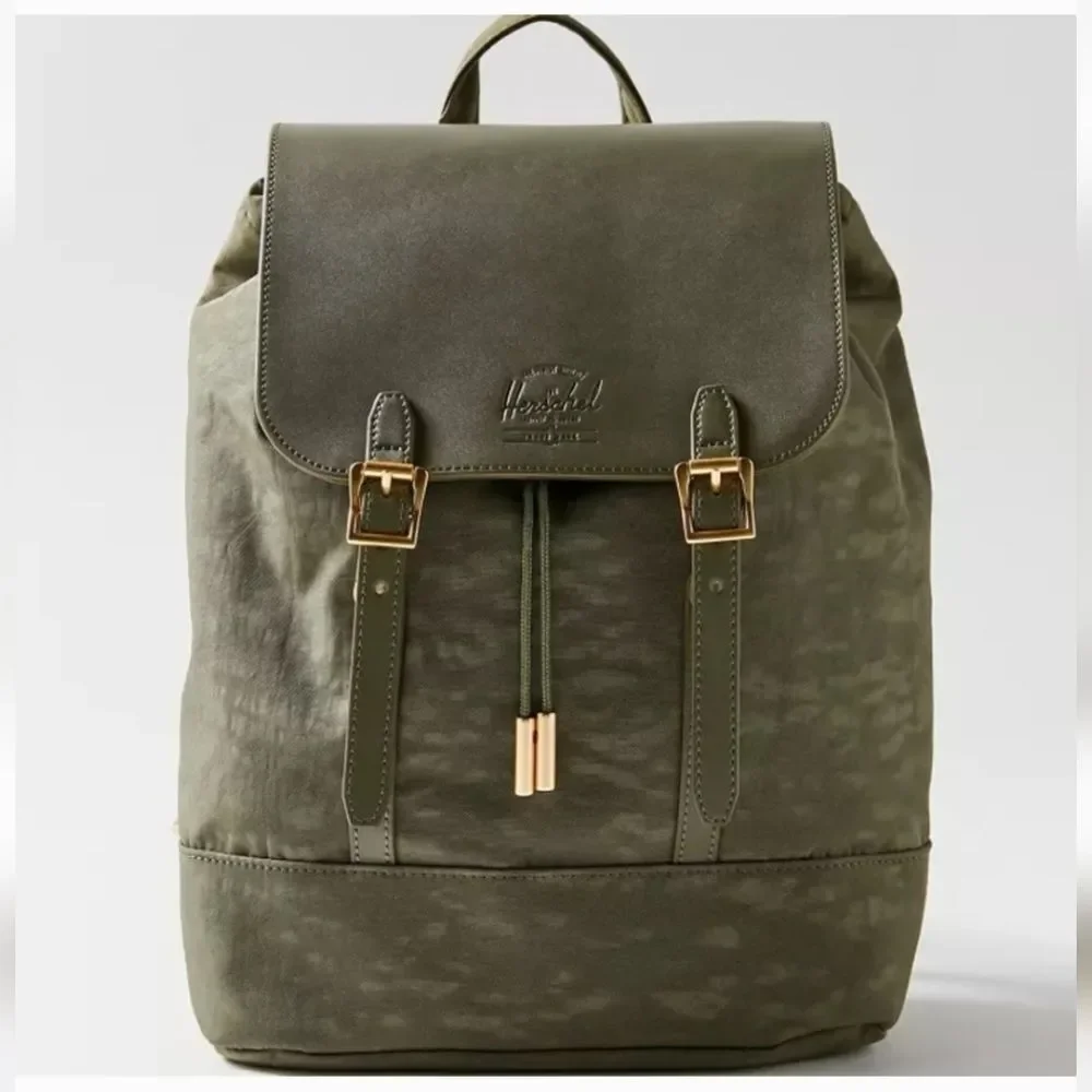 herschel backpack orion 15.5" Mid-Volume Volume backpack is a minimalist dream Herschel Supply Co. Little America